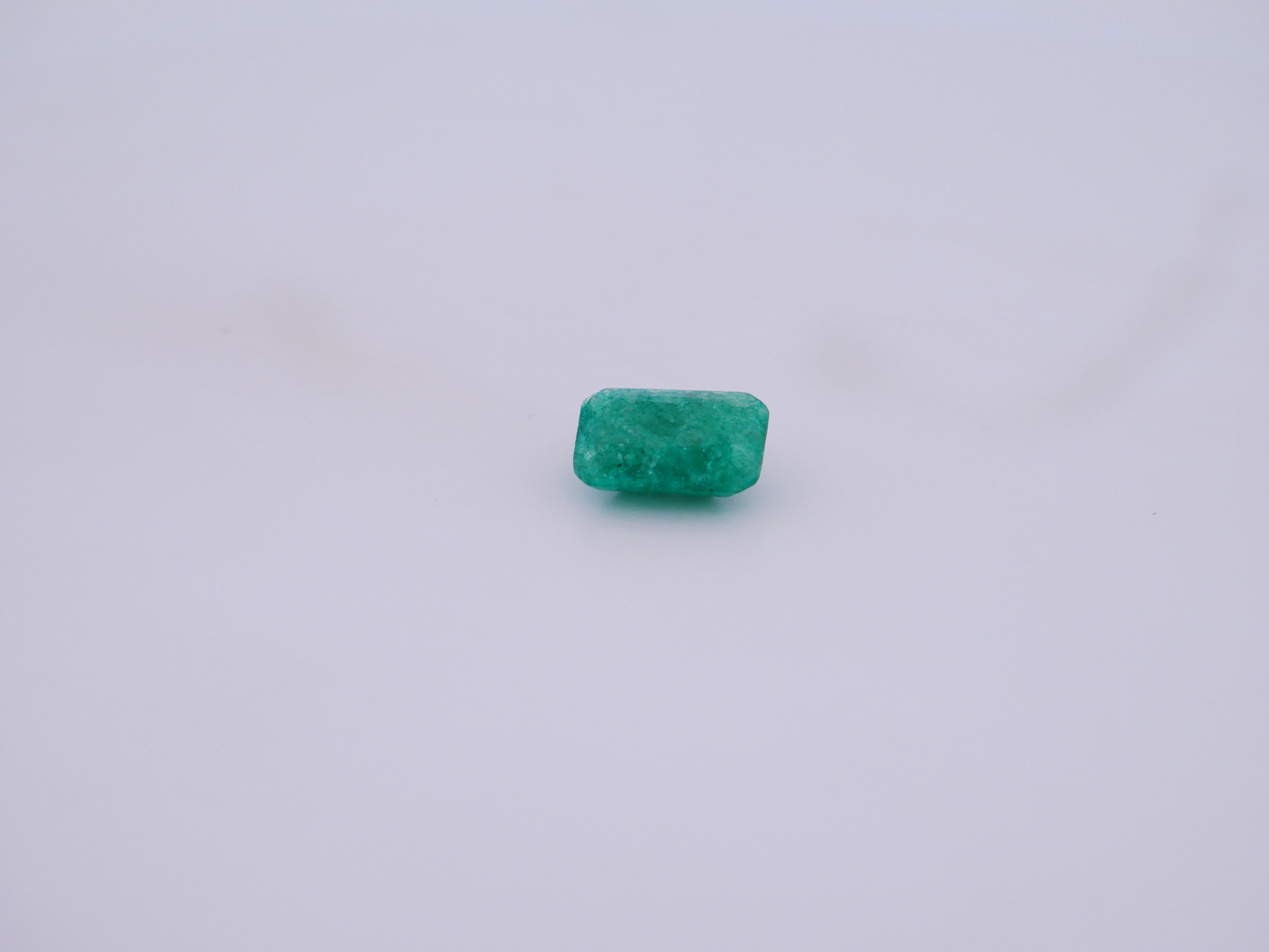 Colombian Emerald - 06.10 Carat