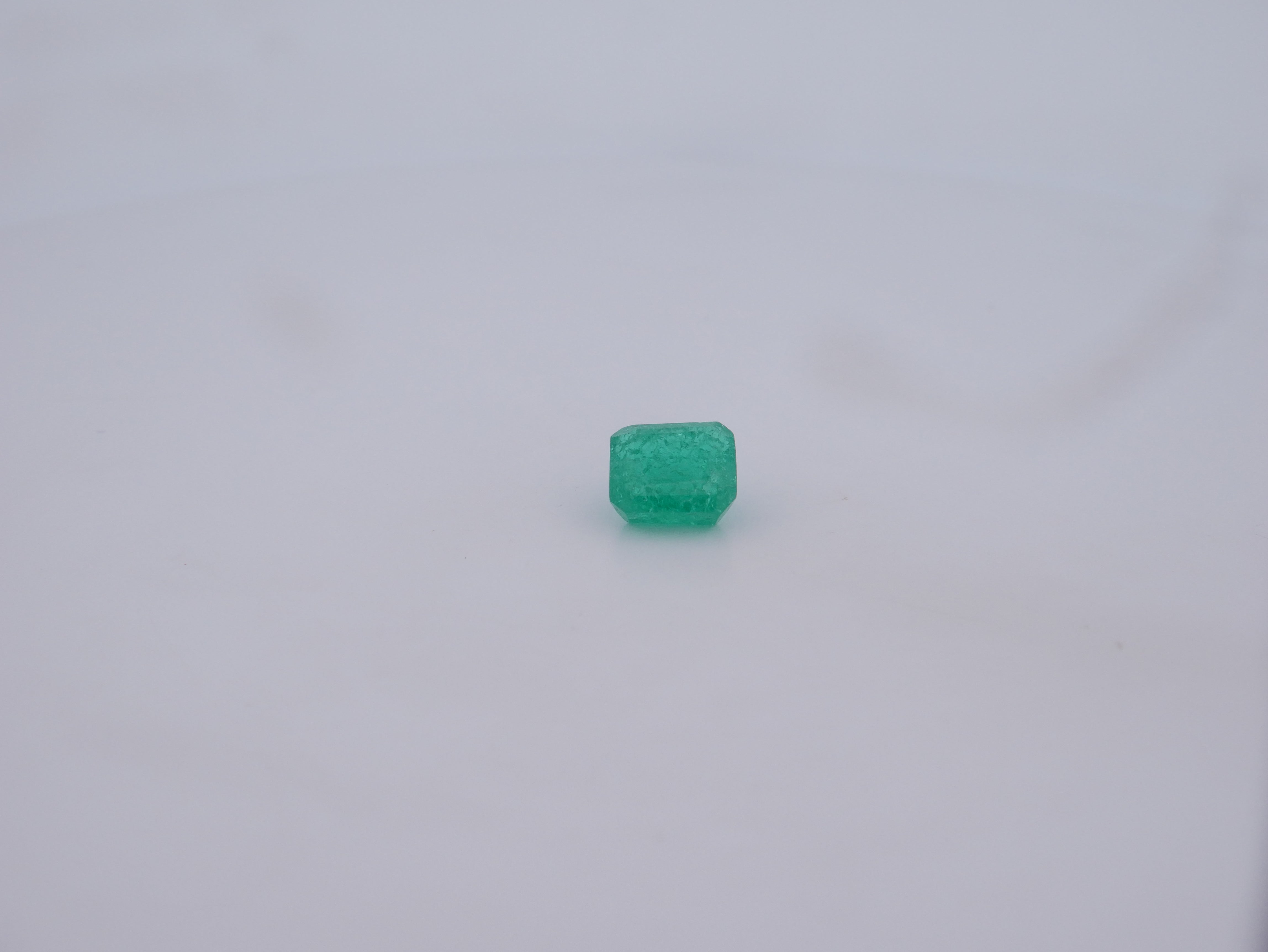 Colombian Emerald - 05-90 Carat