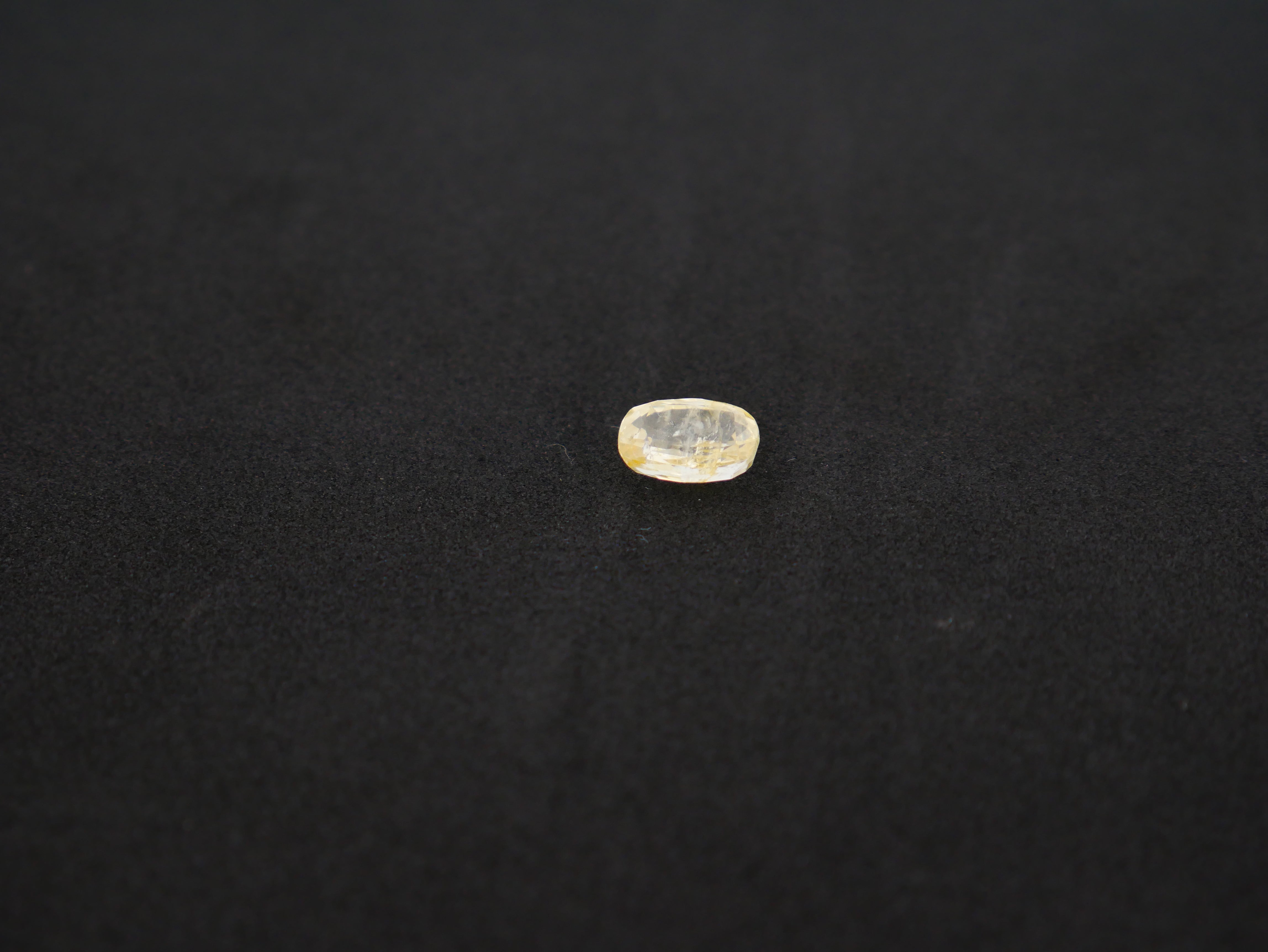 Srilanka Pukhraj - 03.94 Carat