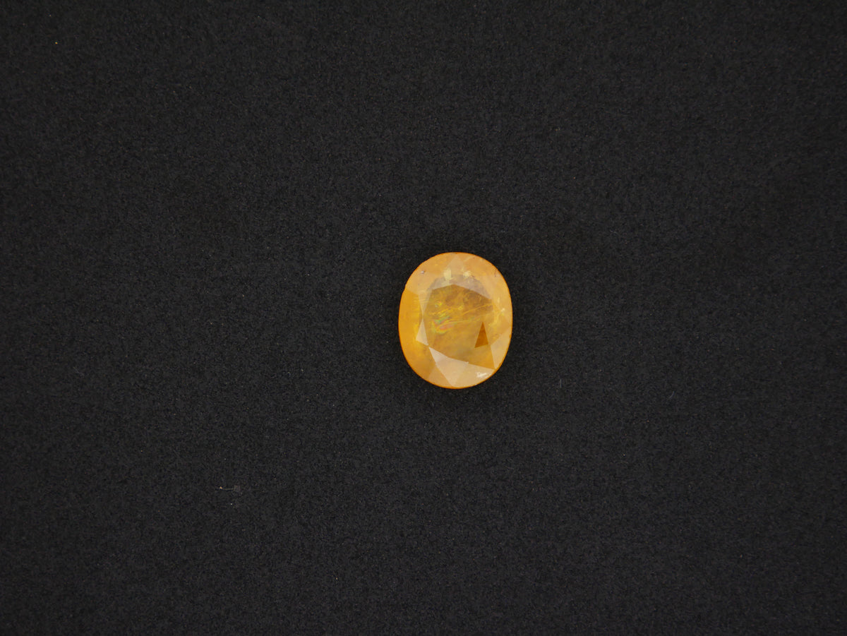 Srilanka Pukhraj - 11.81 Carat