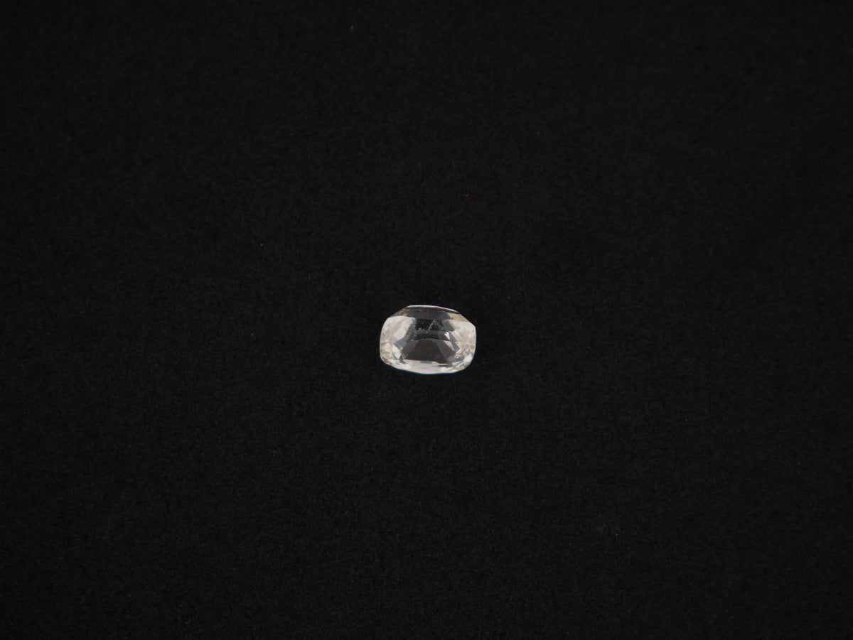 Sri Lanka White Sapphire - 06.86 Carat