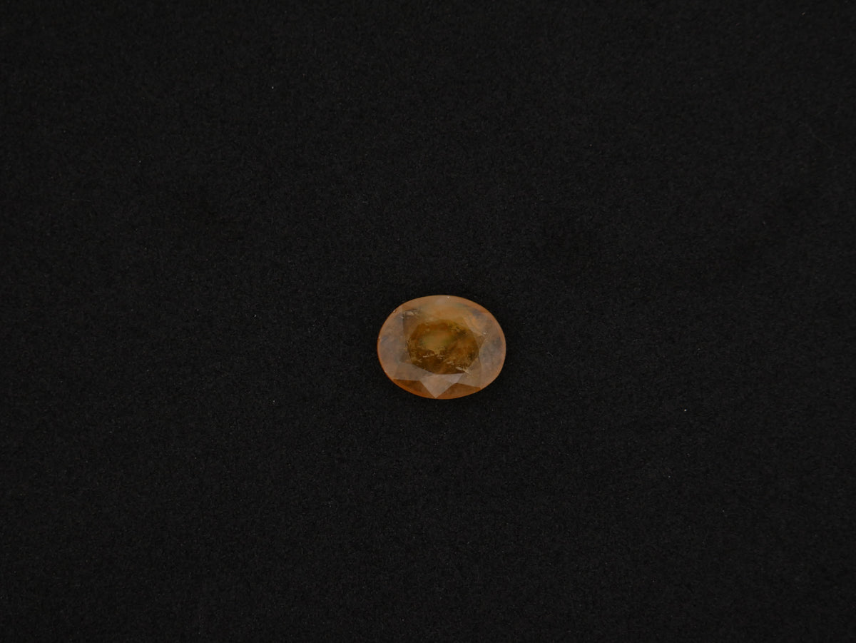 Bangkok  Pukhraj - 06.84 Carat