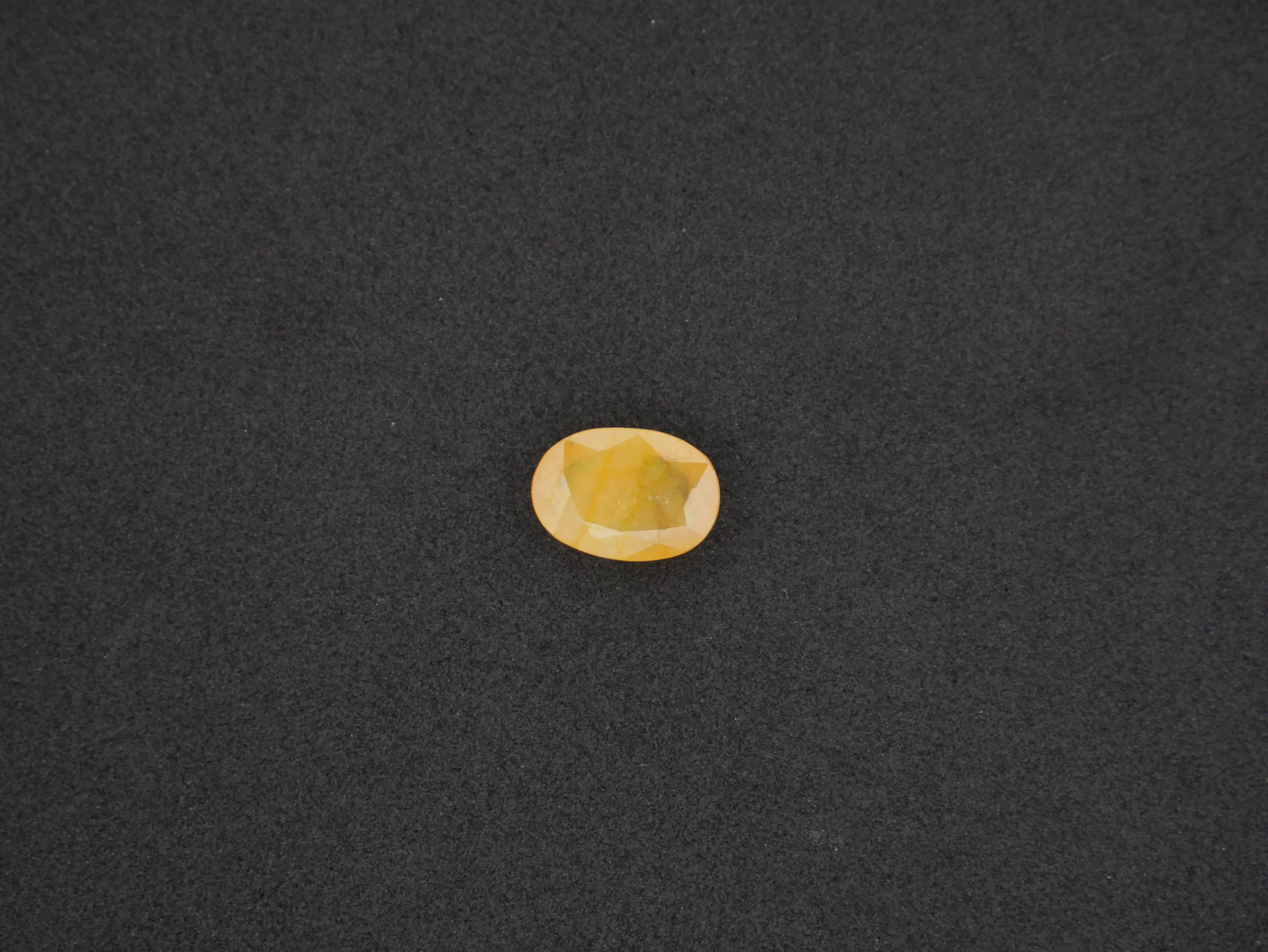 Bangkok  Pukhraj - 05.69 Carat