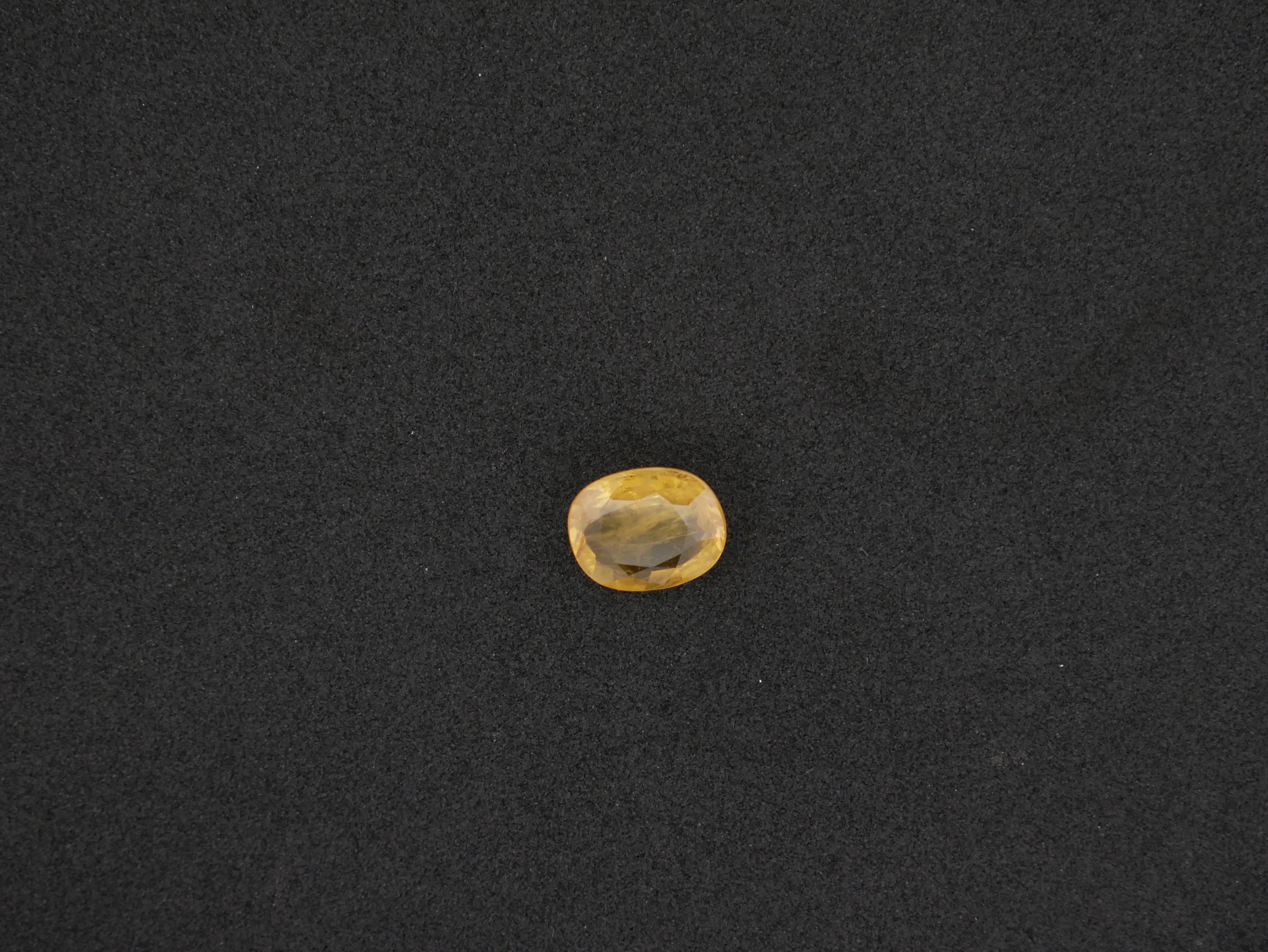 Bangkok Pukhraj - 04.09 Carat