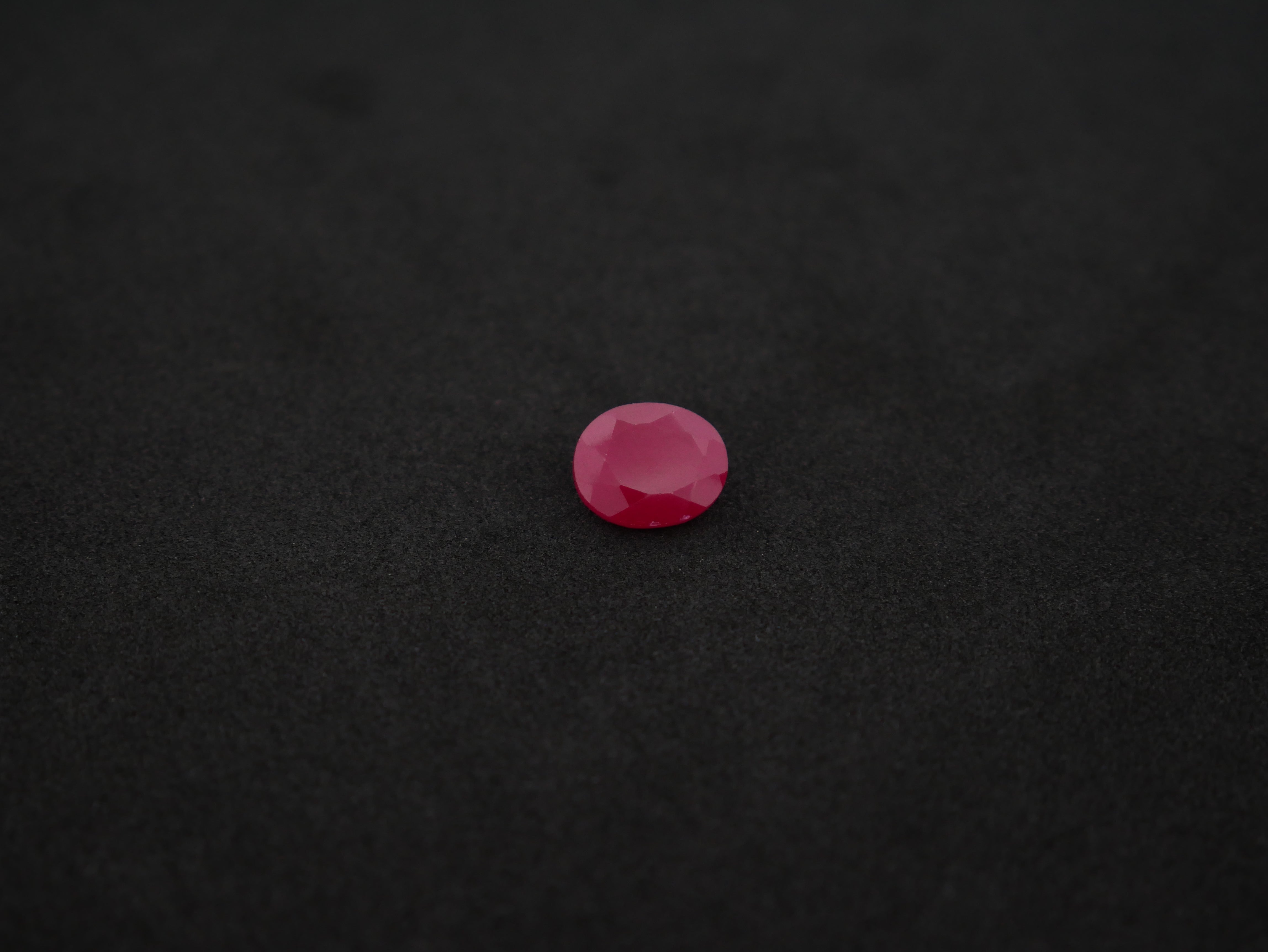 Myanmar Manik - 06.97 Carat