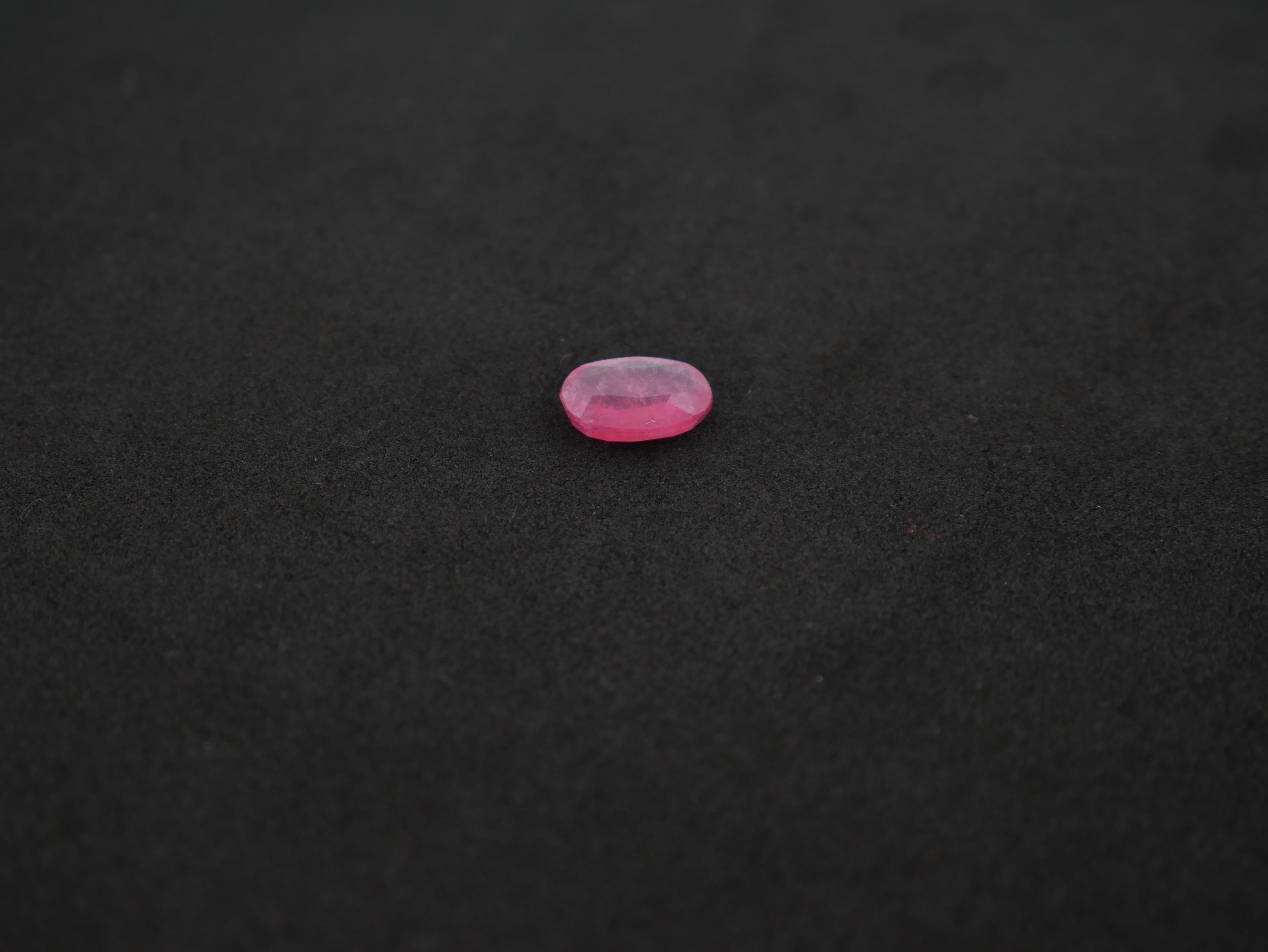 Myanmar Manik - 04.92 Carat