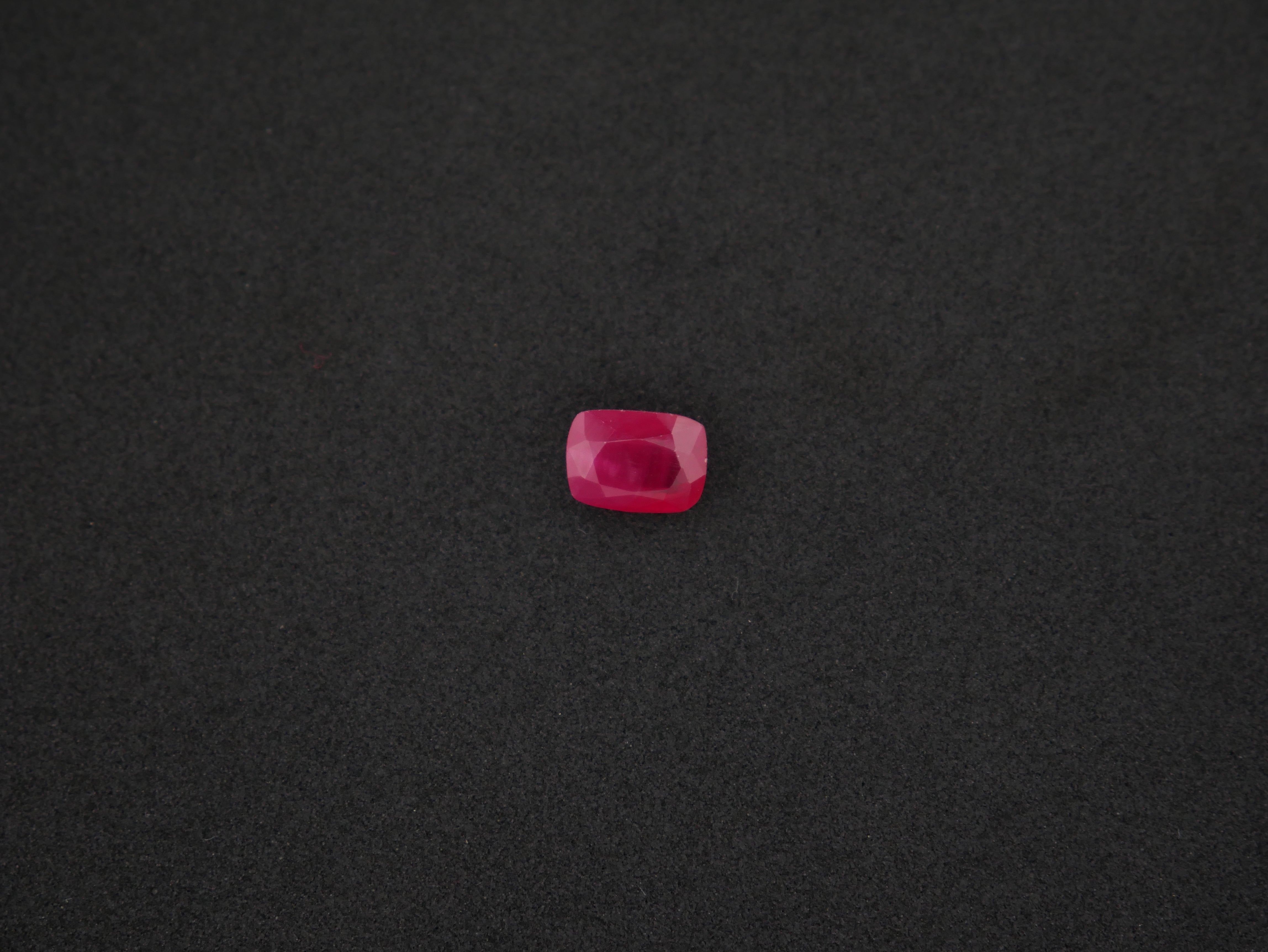 Myanmar Manik - 04.67 Carat