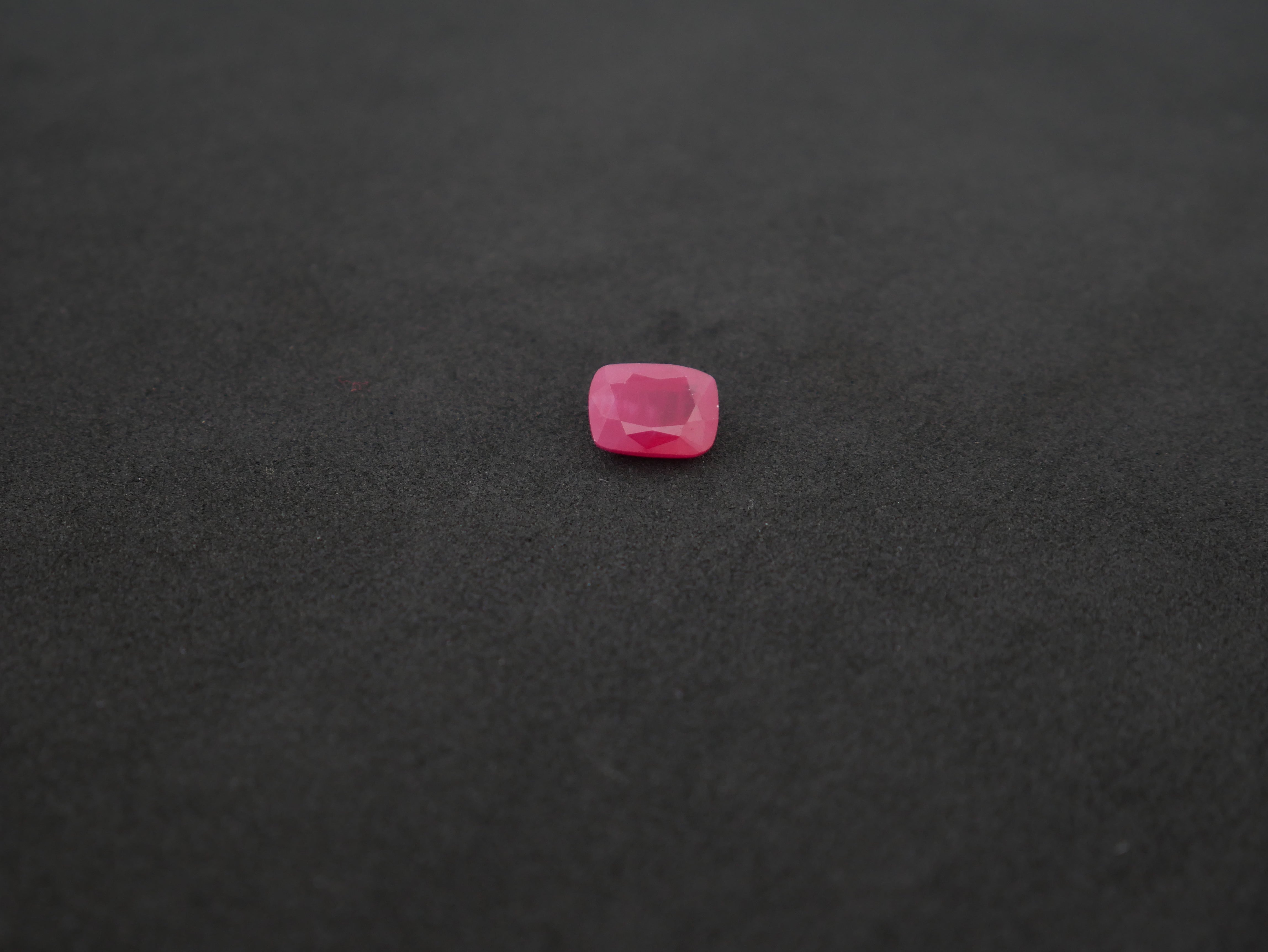 Myanmar Manik - 04.67 Carat