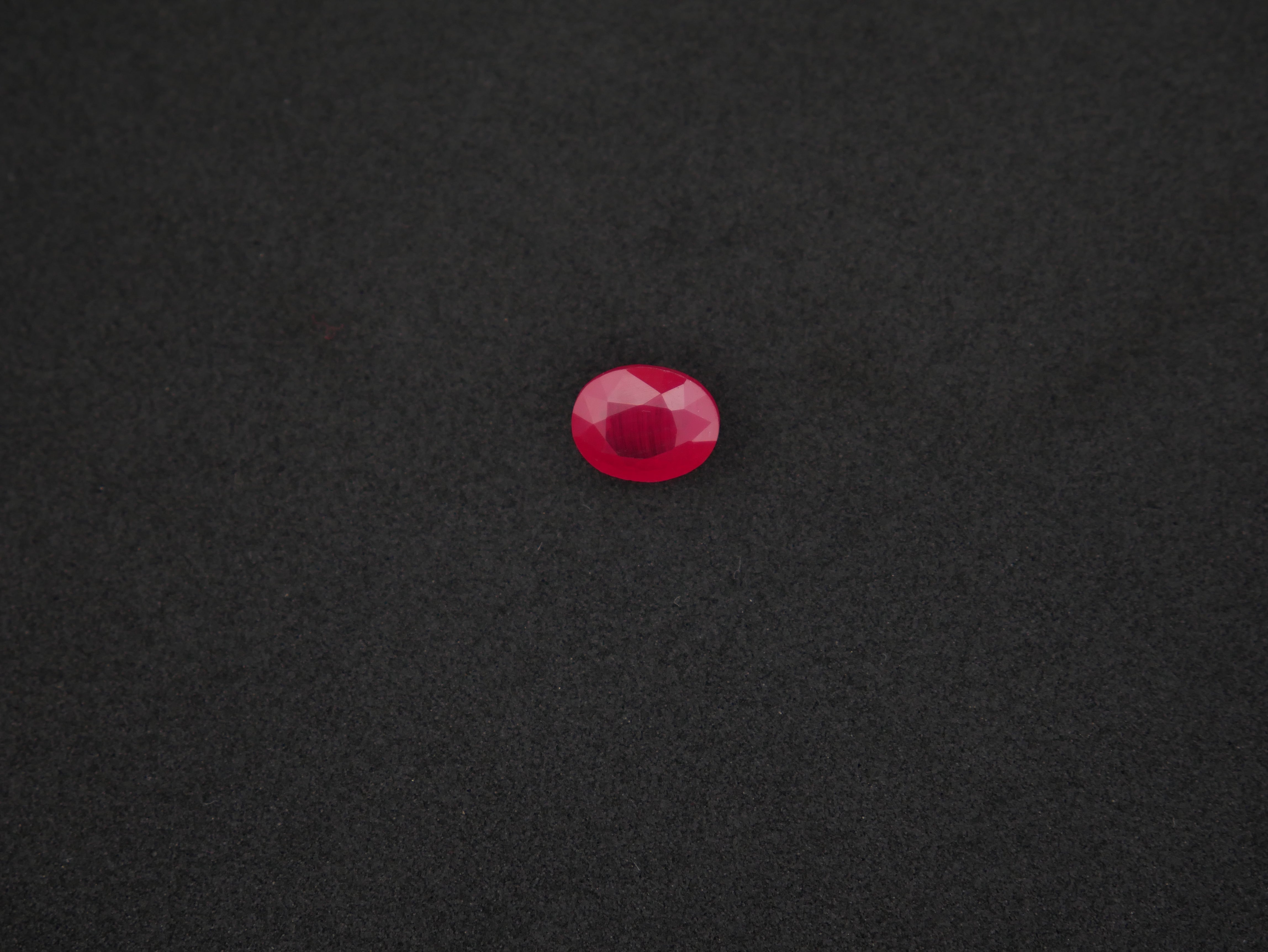 Myanmar Manik - 05.60 Carat
