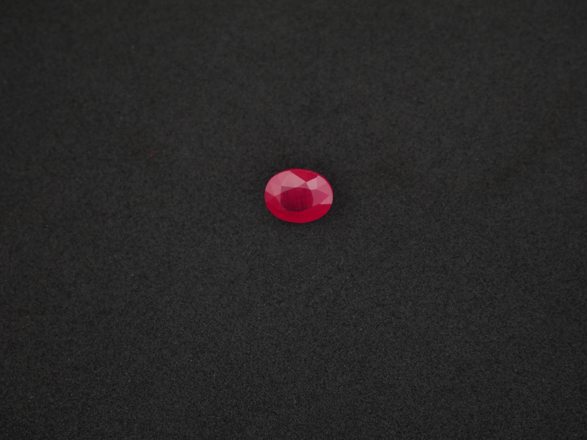 Myanmar Manik - 05.60 Carat