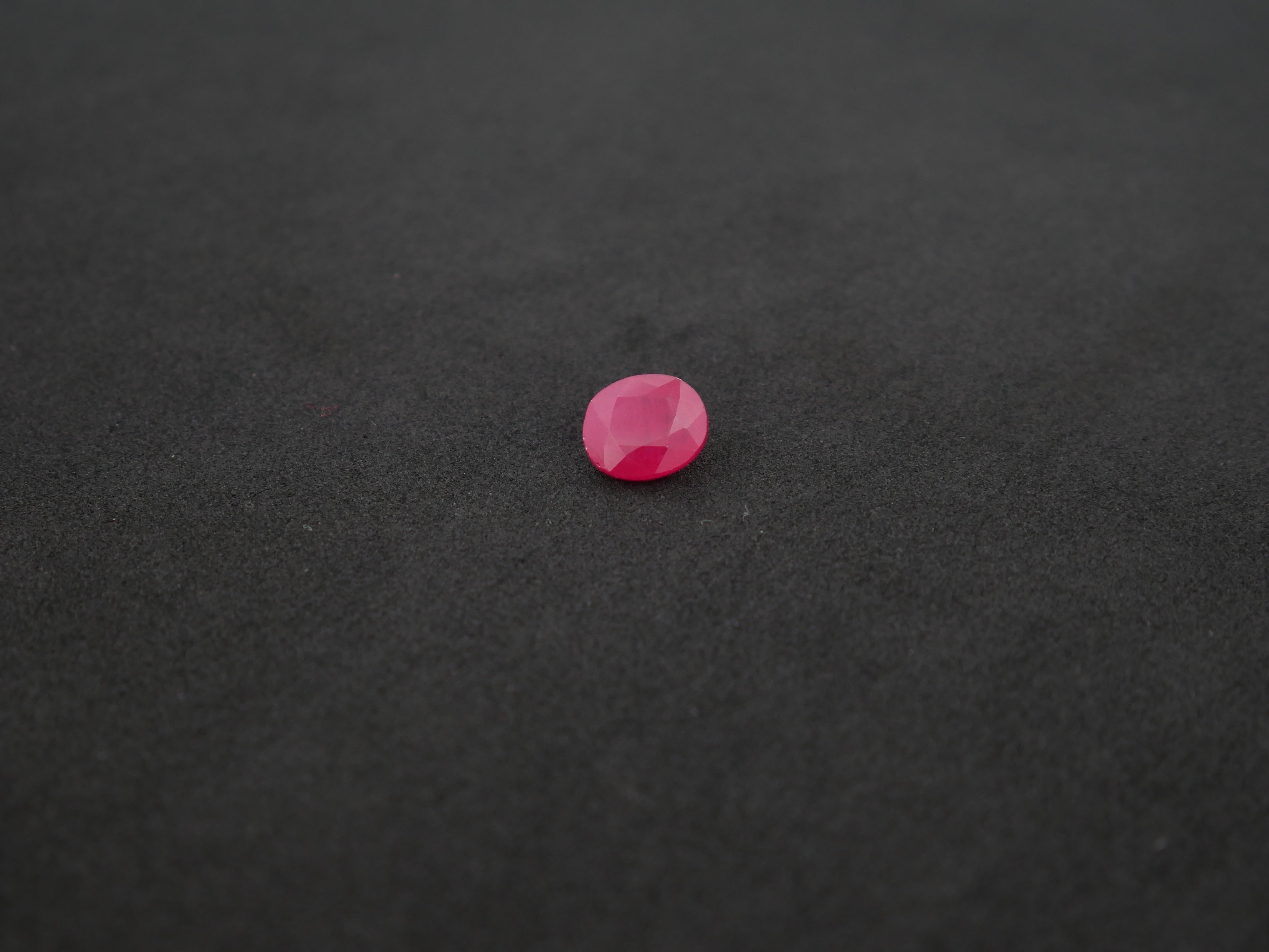 Myanmar Manik - 04.39 Carat