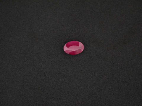Myanmar Manik - 05.87 Carat