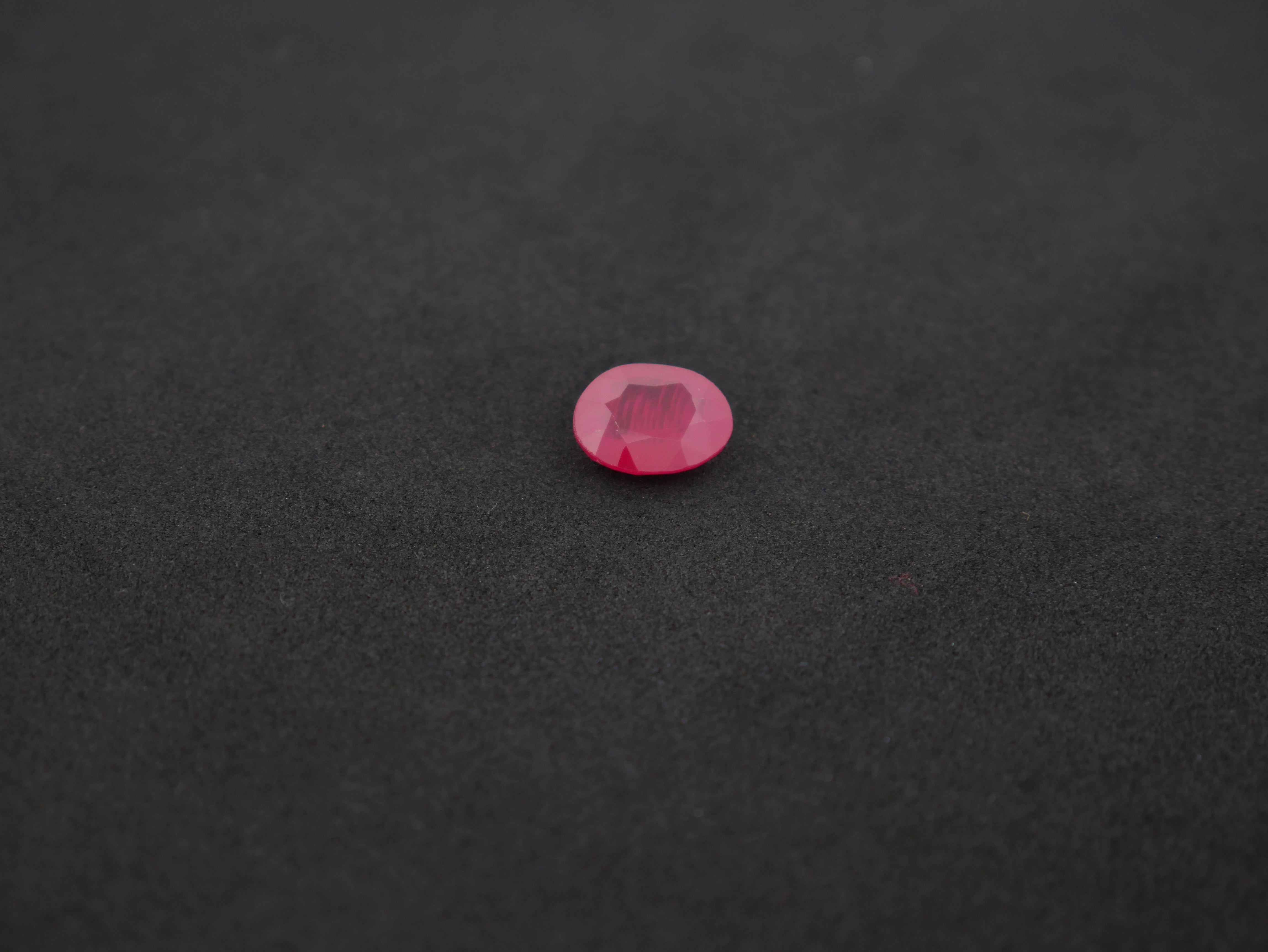 Myanmar Manik - 06.37 Carat