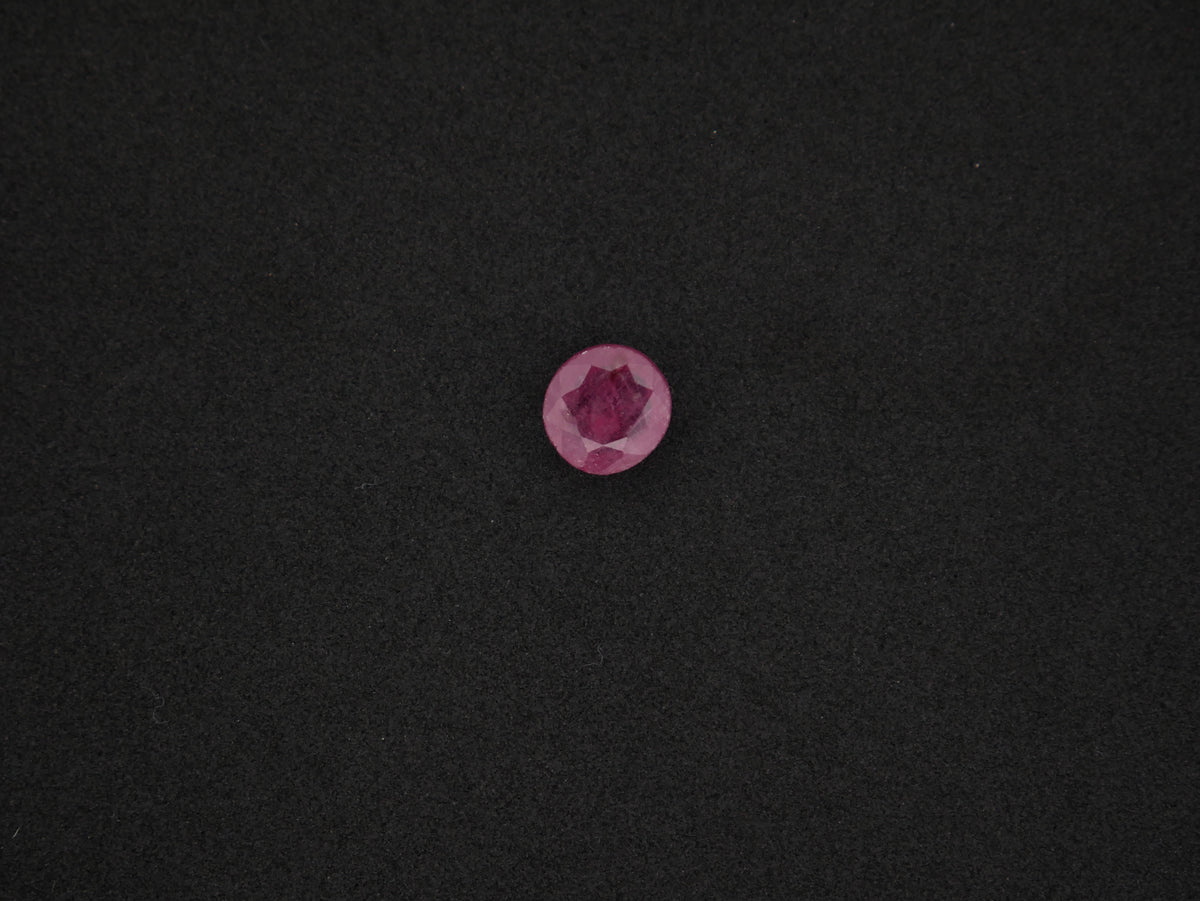 Madagascar Manik - 04.39 Carat