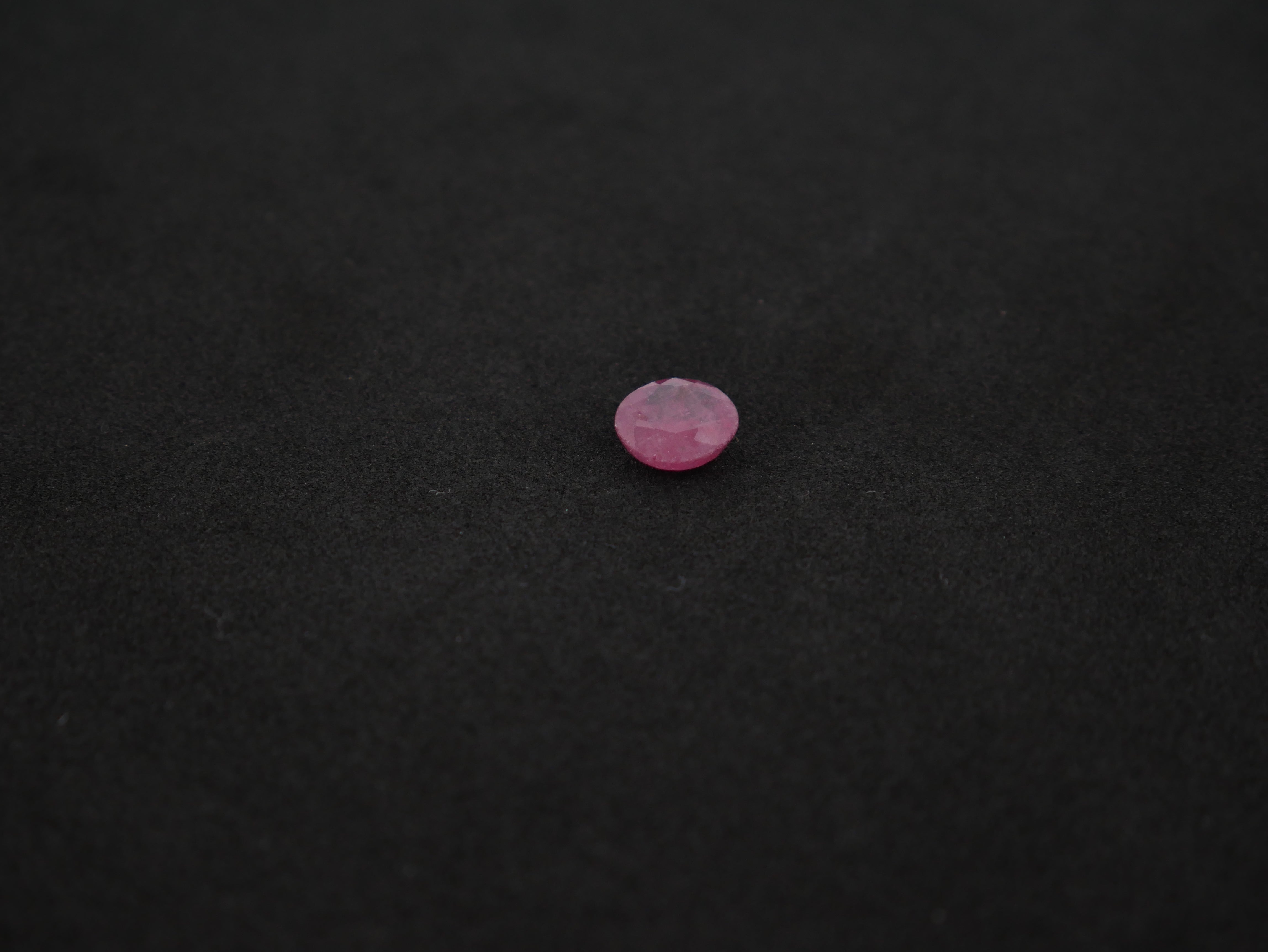 Madagascar Manik - 04.39 Carat