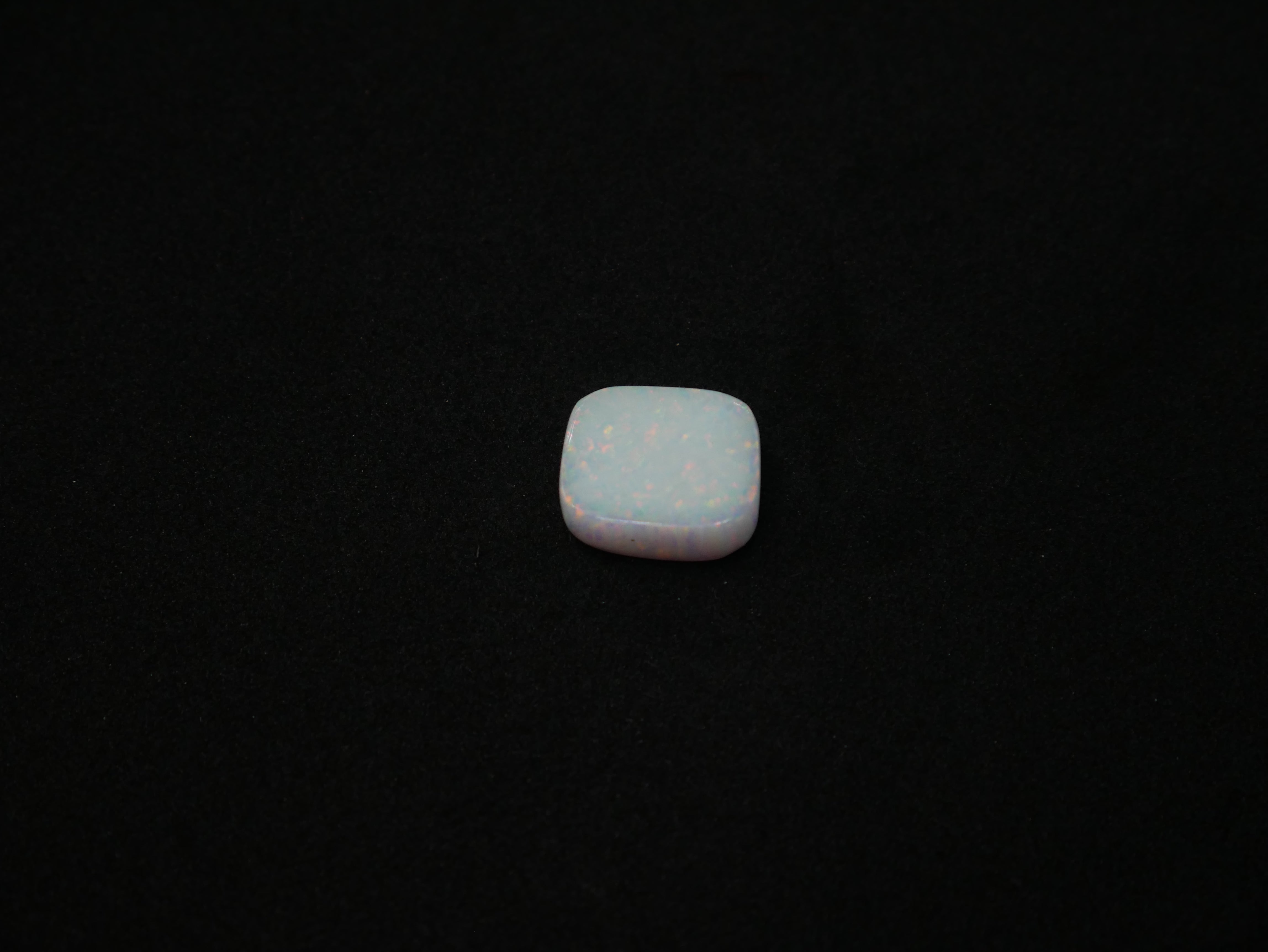 Australia Opal - 08.18 Carat