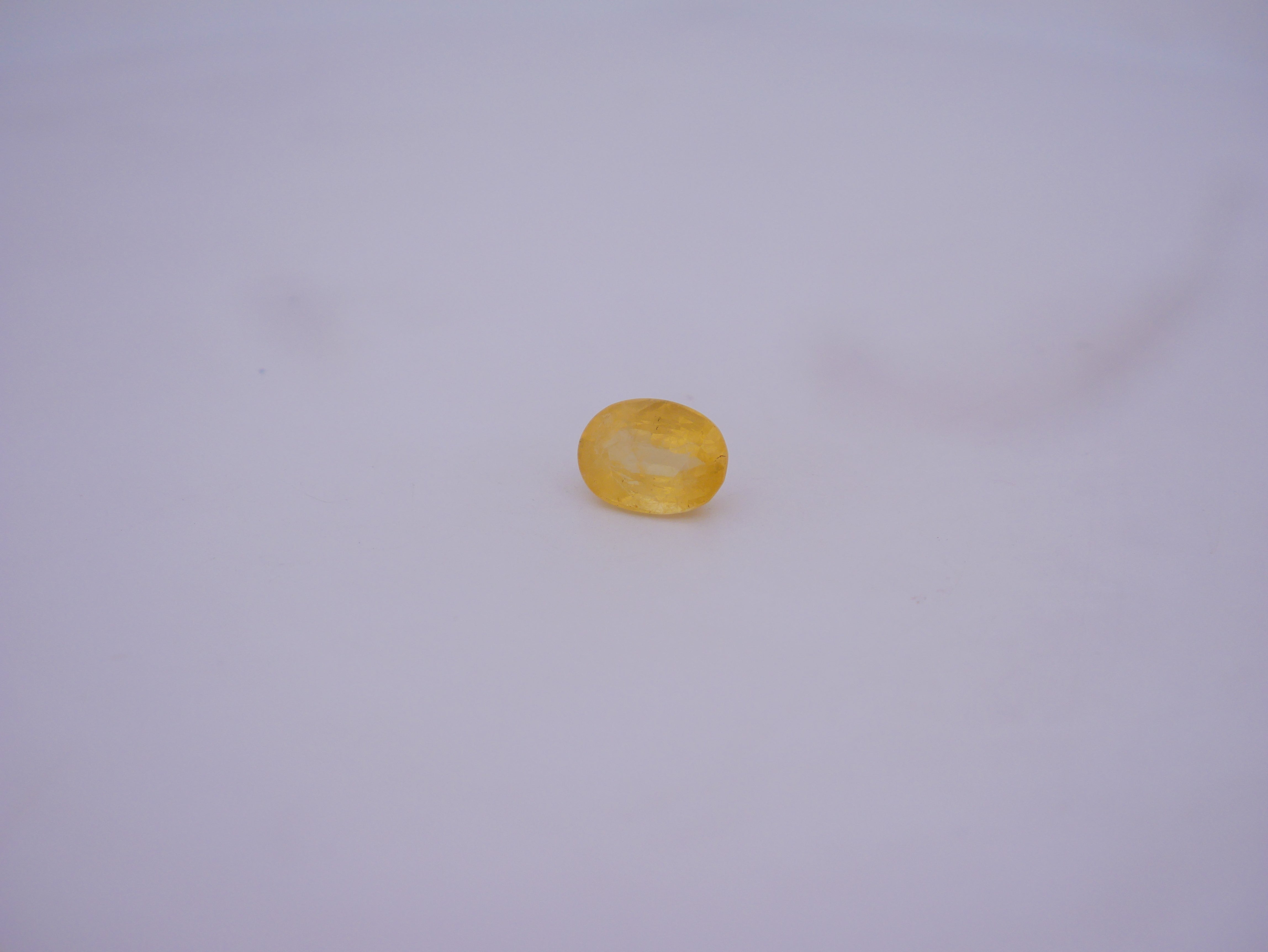 Bangkok Pukhraj - 04.70 Carat