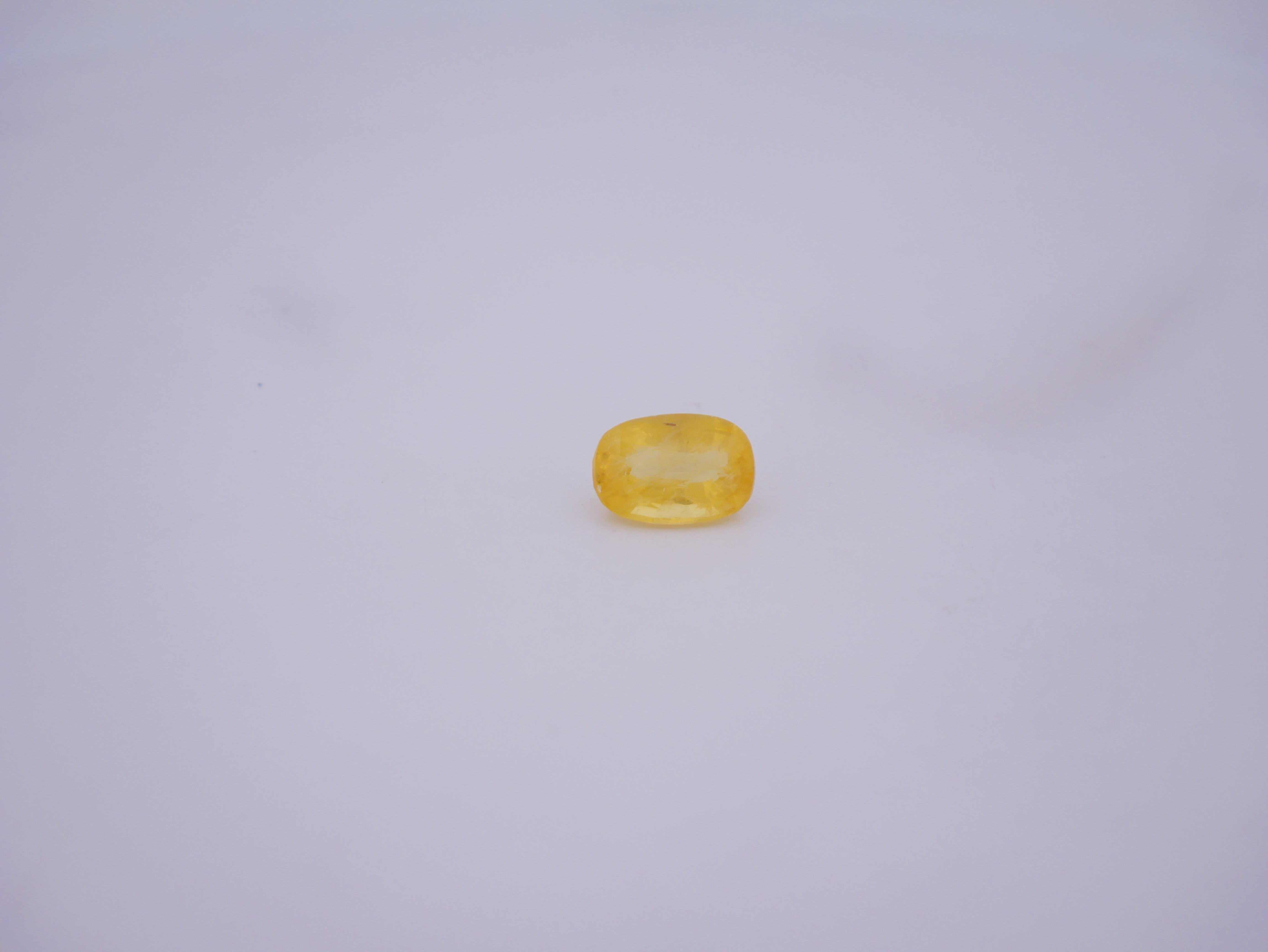 Bangkok Pukhraj - 04.90 Carat