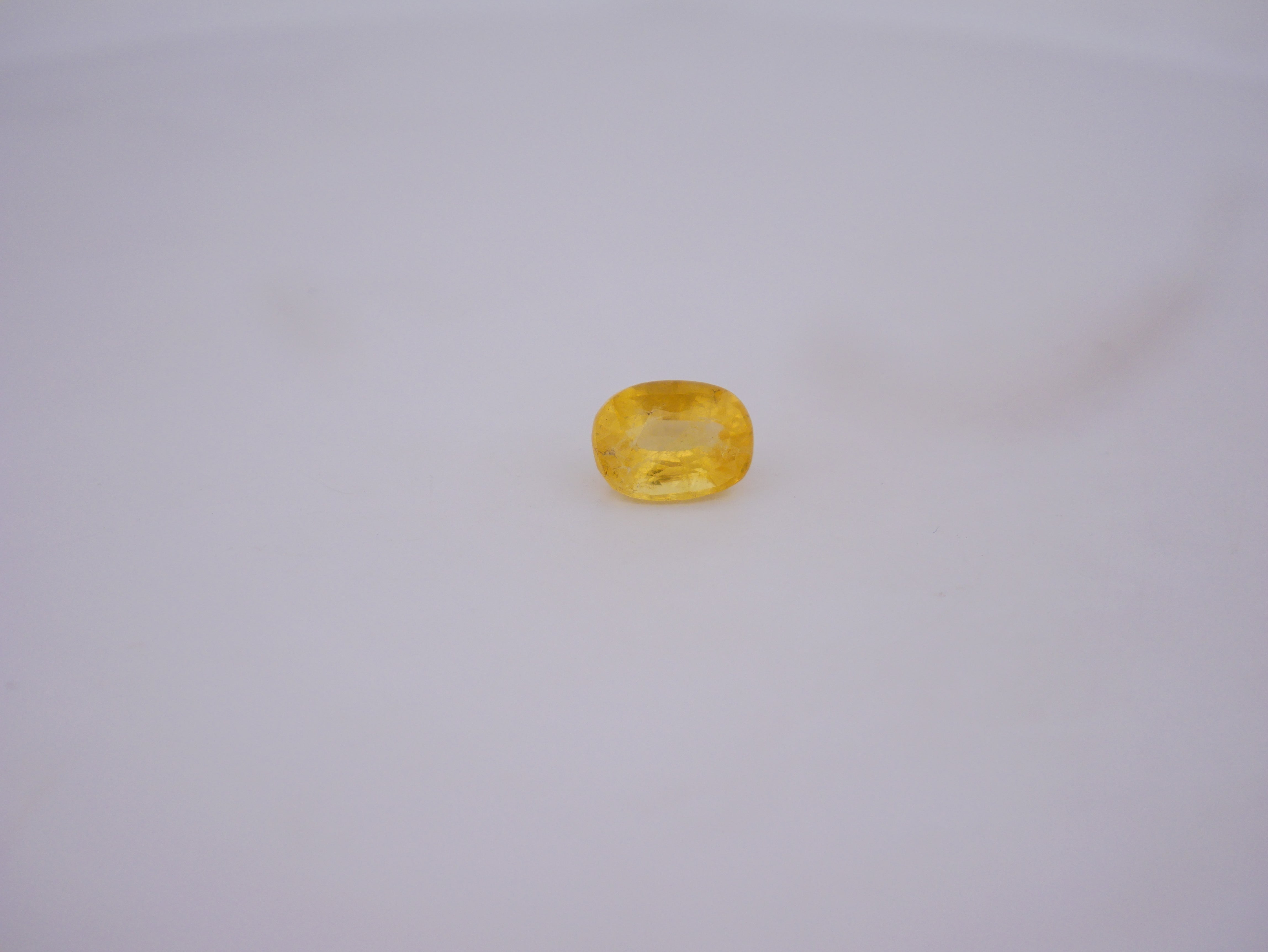 Bangkok Pukhraj - 05.75 Carat