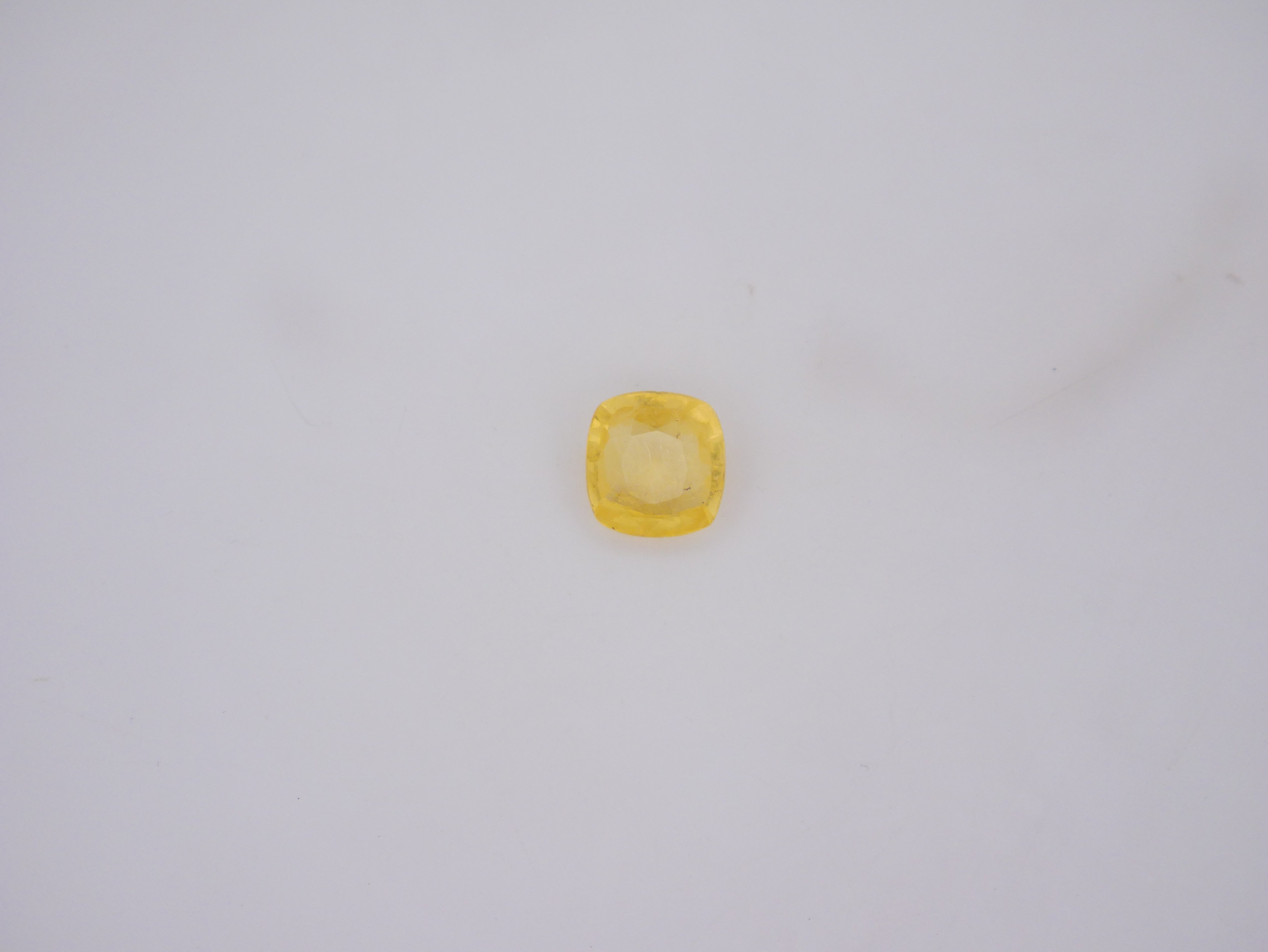 Srilanka Pukhraj - 04.35 Carat