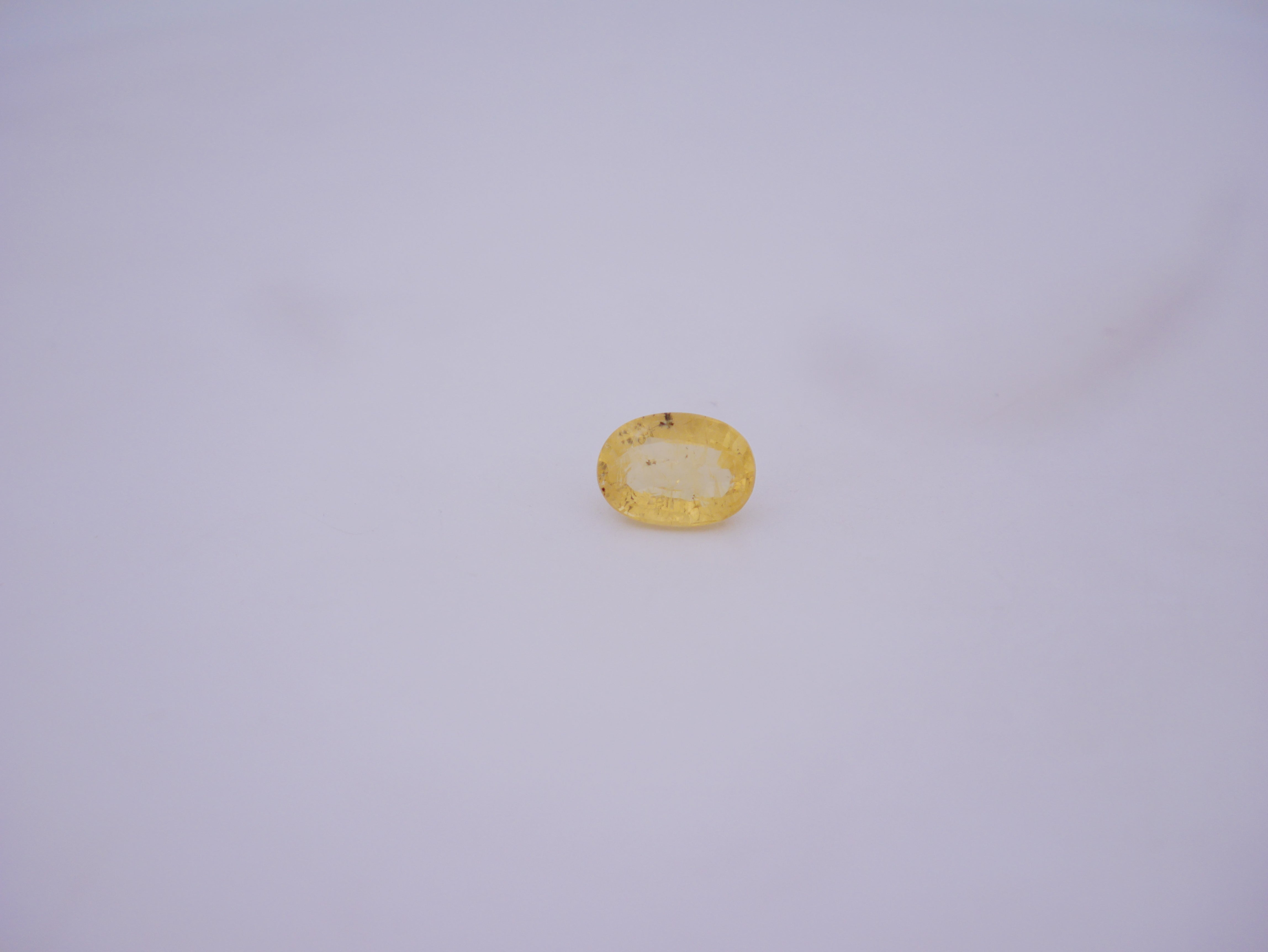Bangkok Pukhraj - 04.00 Carat