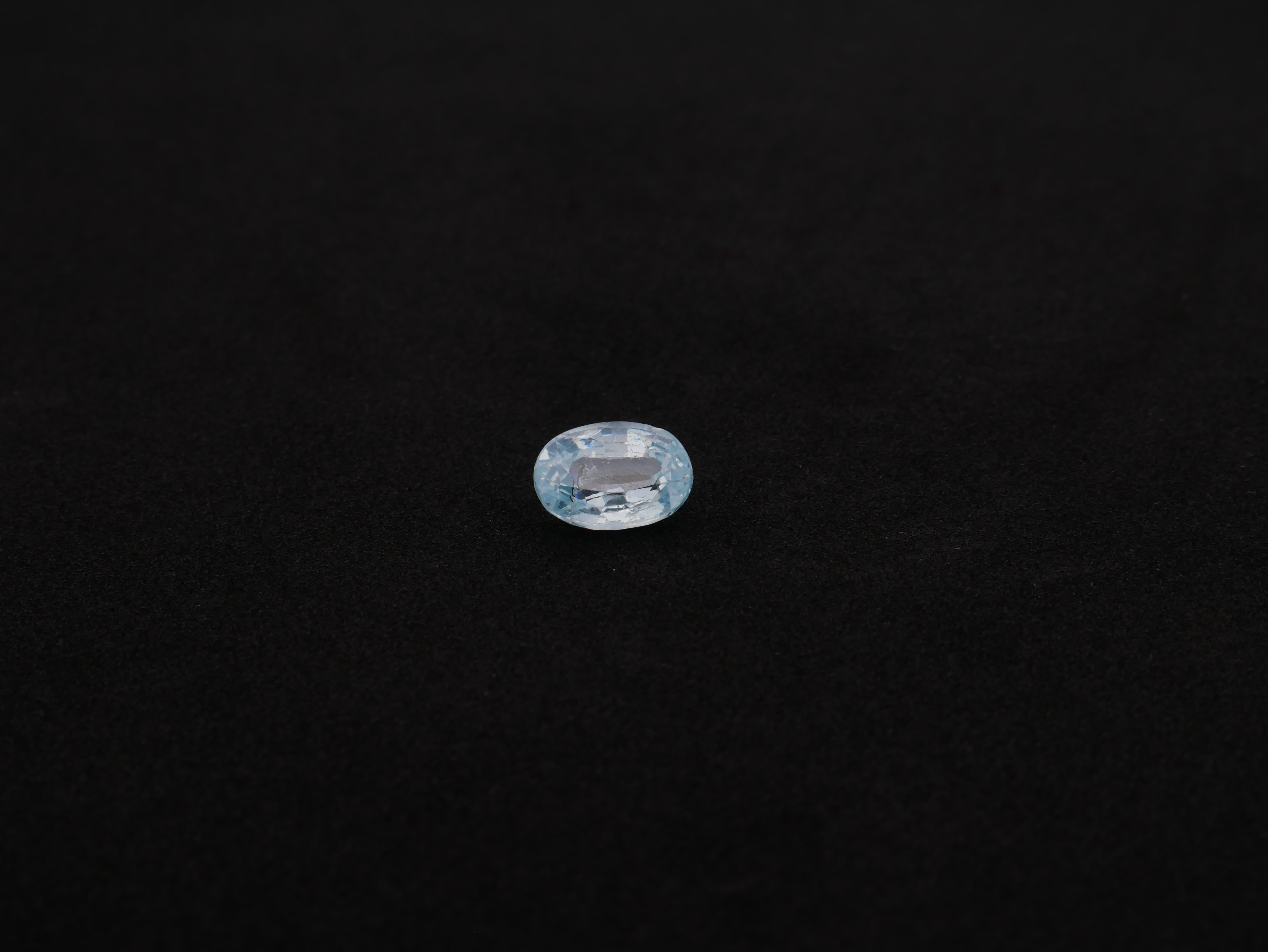 Australia Zercon - 06.75 Carat